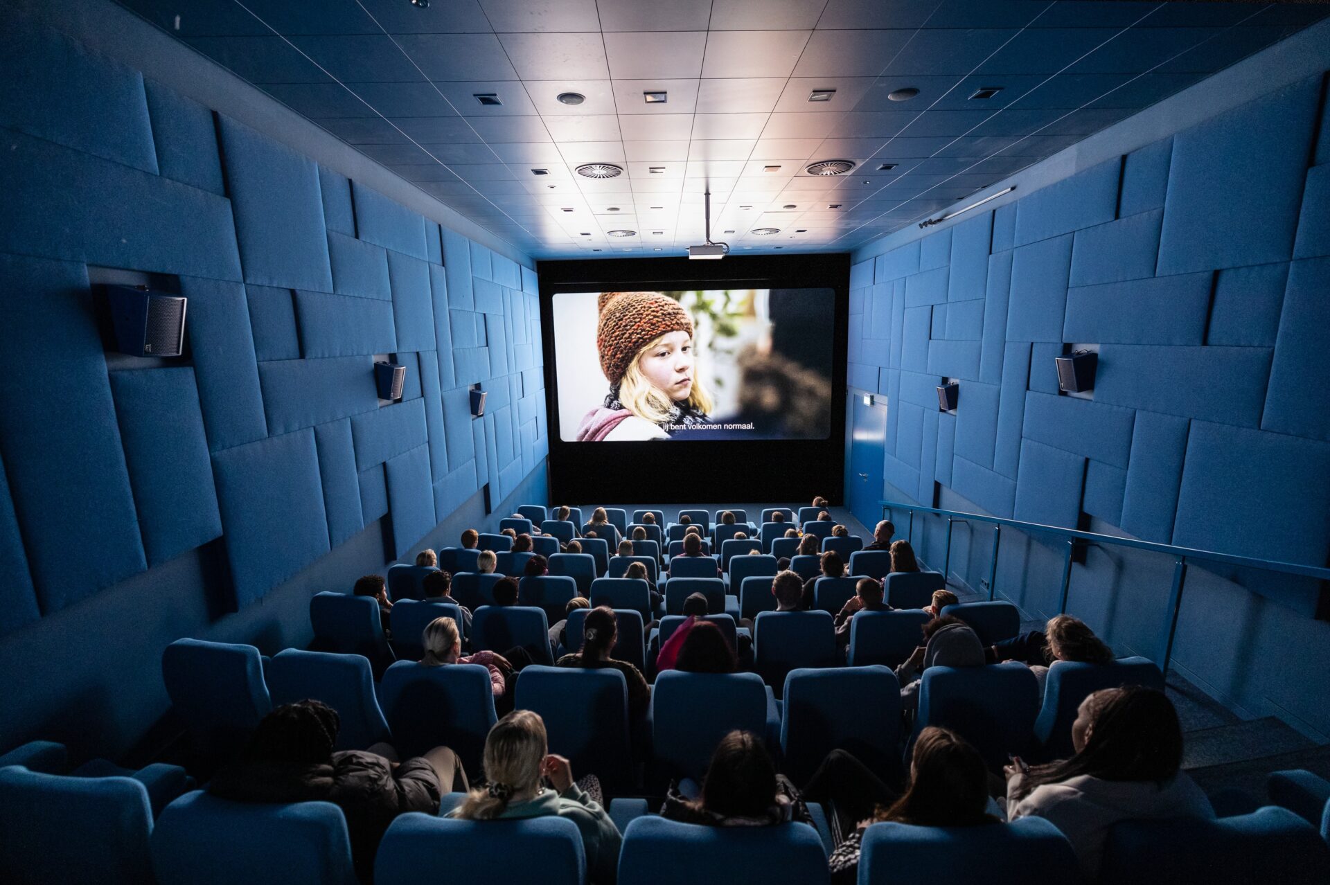 Een foto van de Blauwe Zaal in het FIlmhuis in Leeuwarden