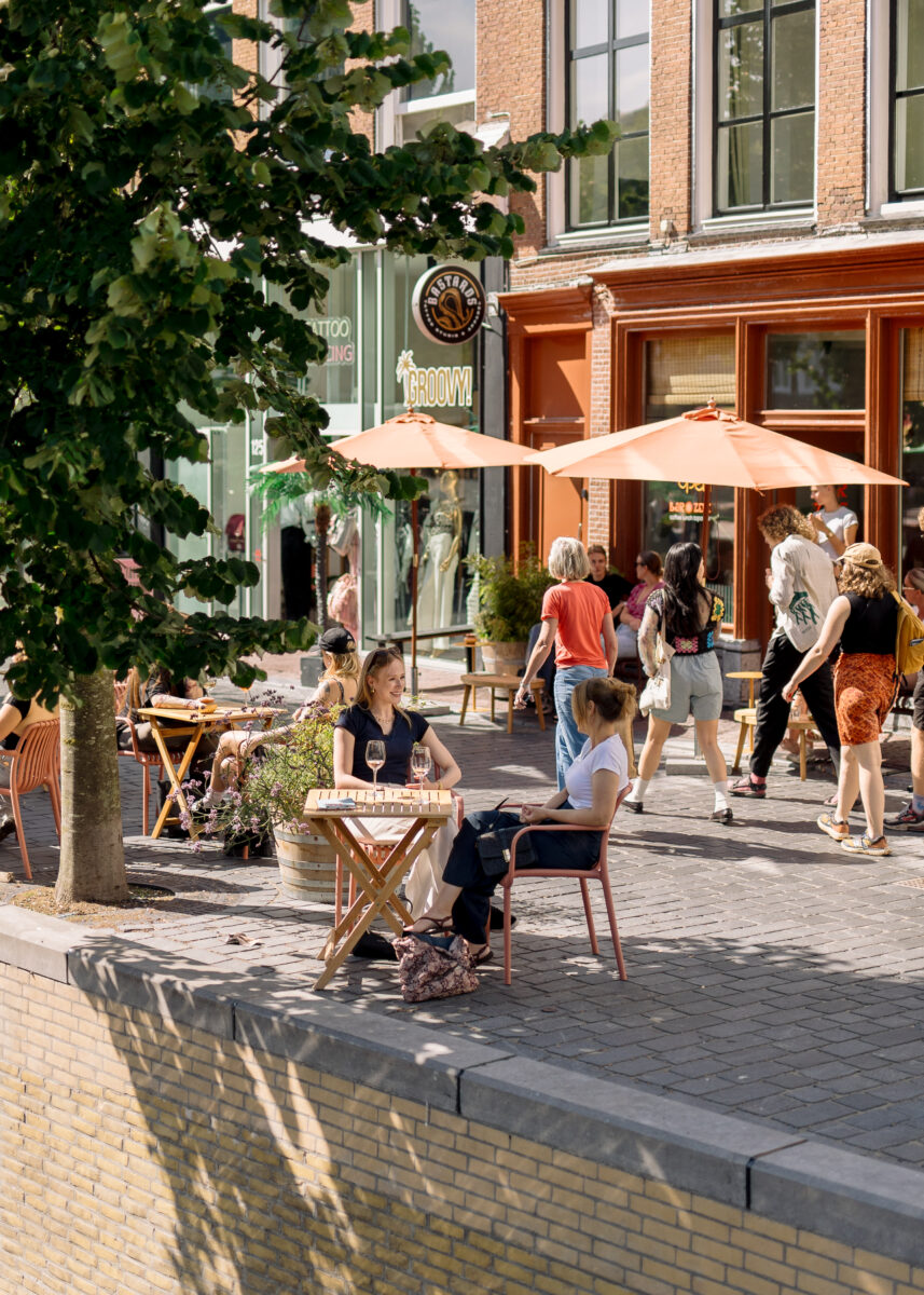 Terras van Bar Zelle