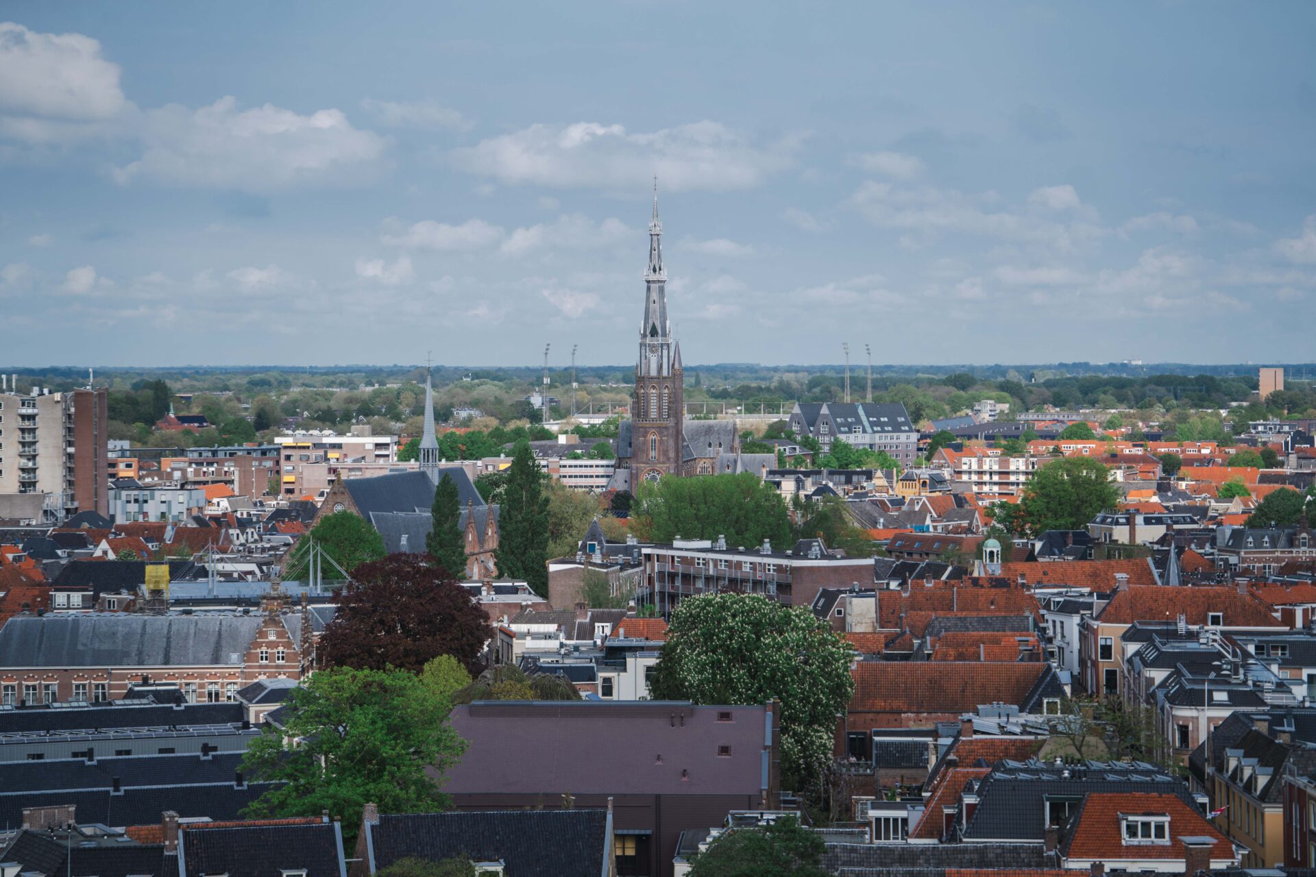 Uitzicht op de Bonifatiustoren vanaf de Oldehove